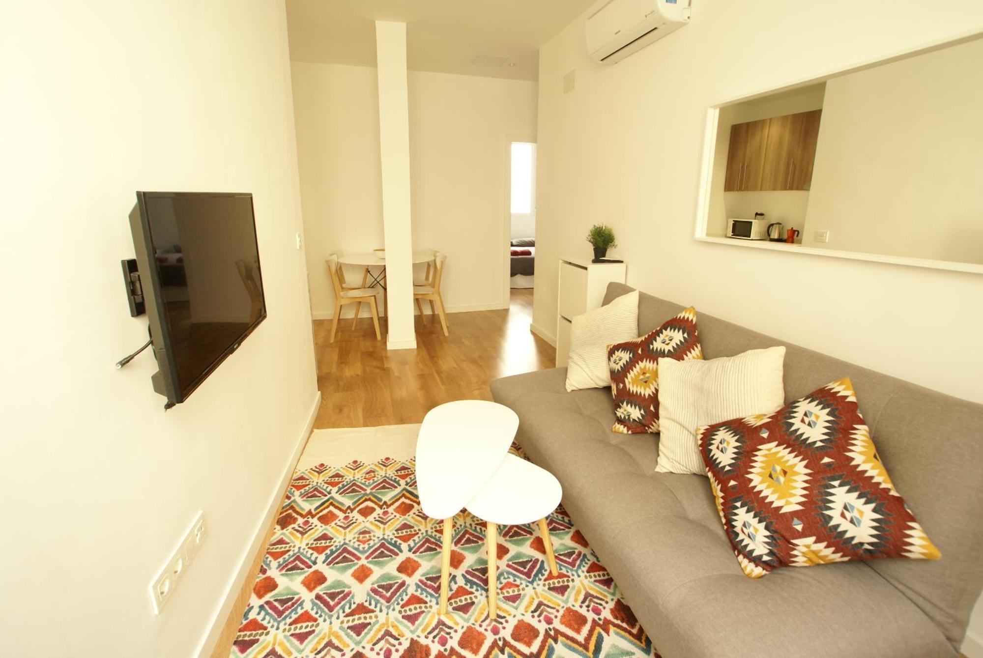Dplace To Be - Amazing Apartments In Historic Center Madrid Bilik gambar