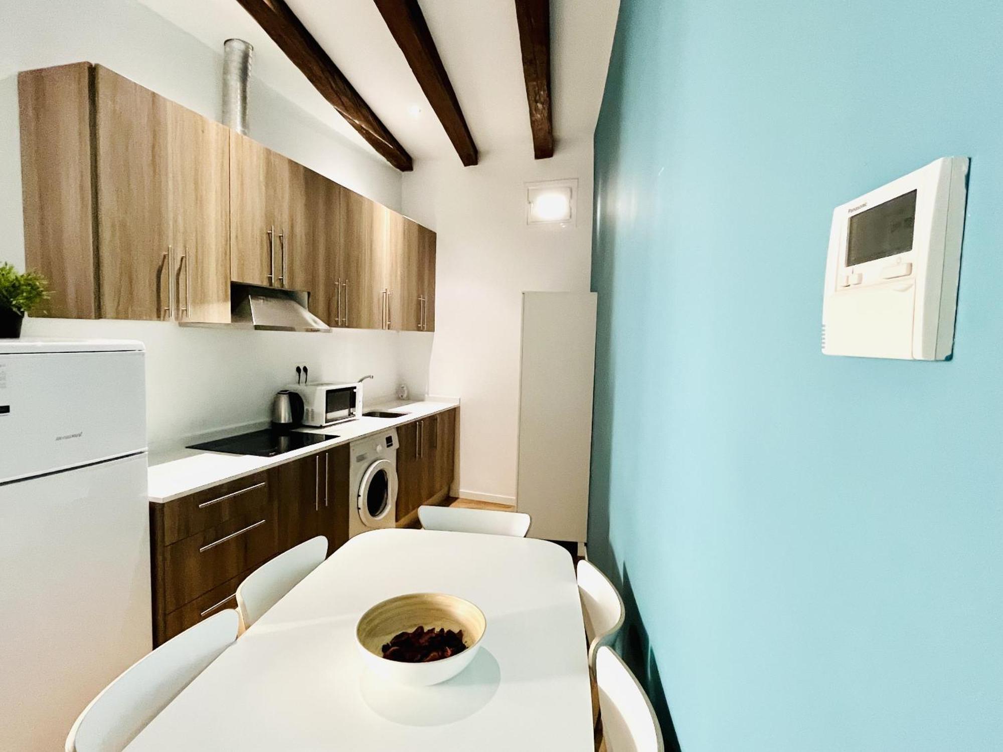 Dplace To Be - Amazing Apartments In Historic Center Madrid Bilik gambar
