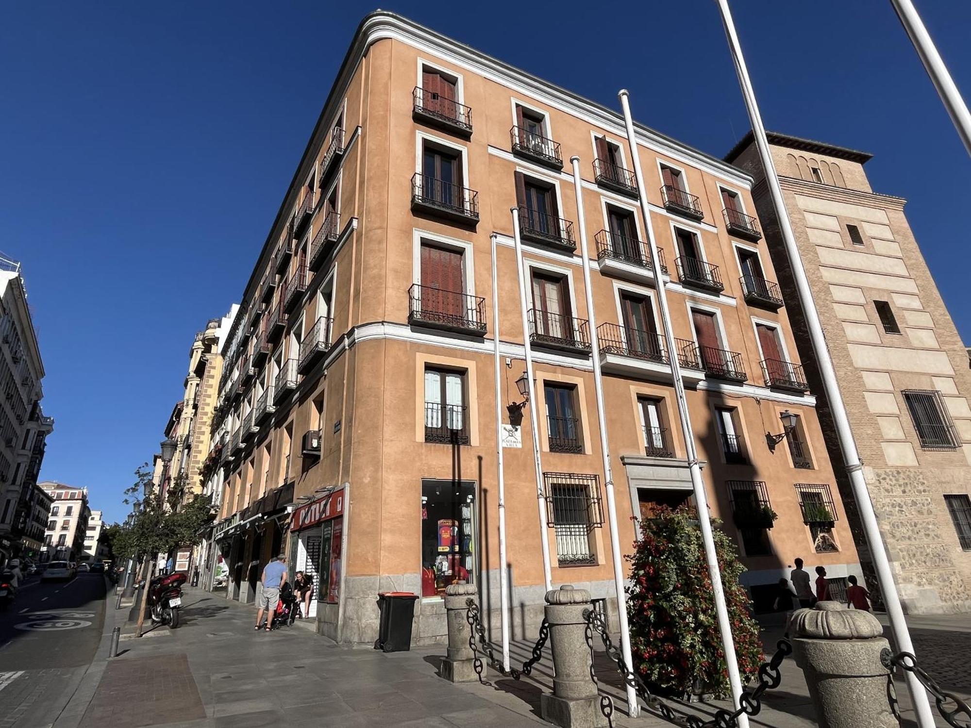 Dplace To Be - Amazing Apartments In Historic Center Madrid Luaran gambar
