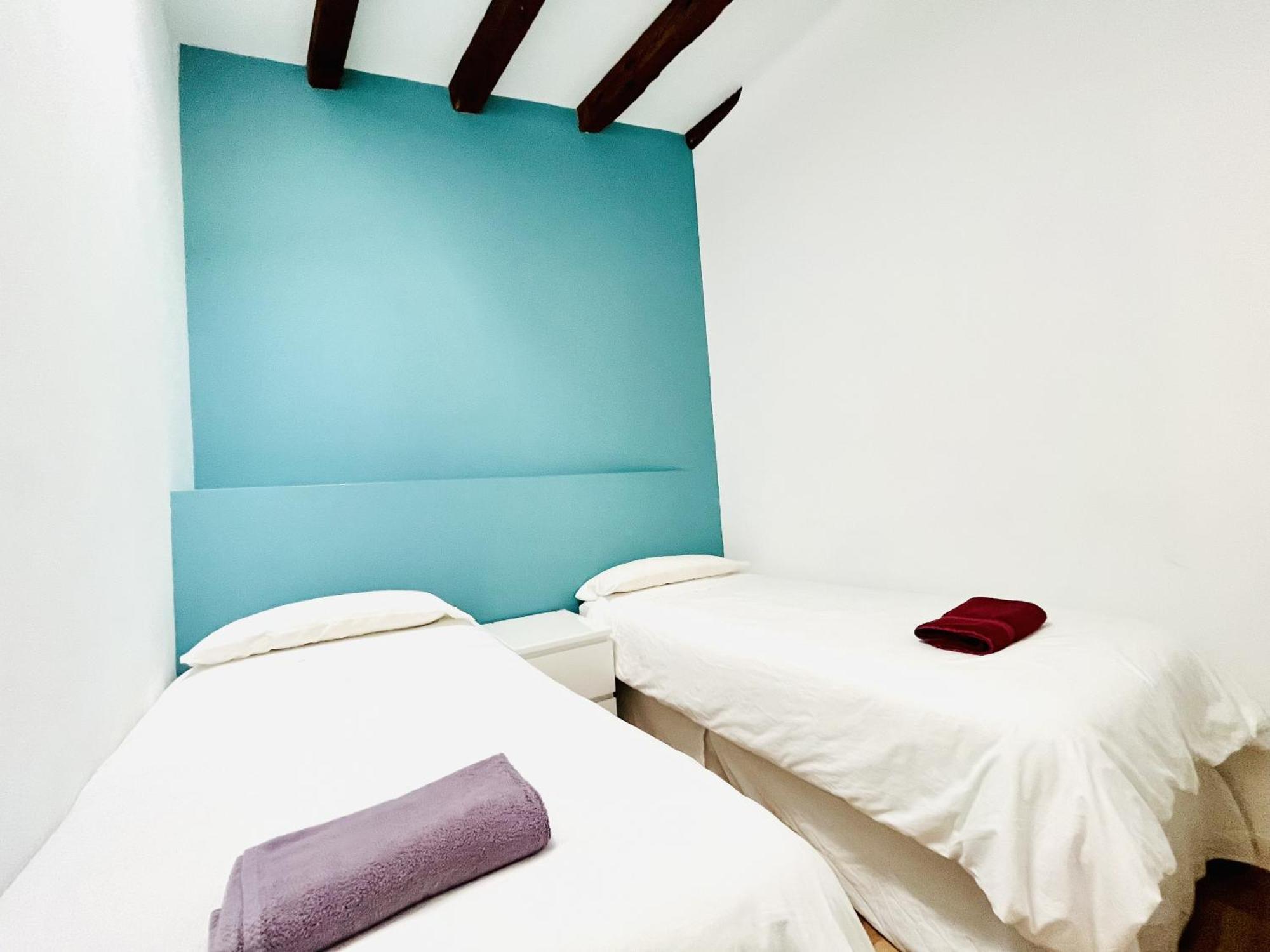 Dplace To Be - Amazing Apartments In Historic Center Madrid Luaran gambar