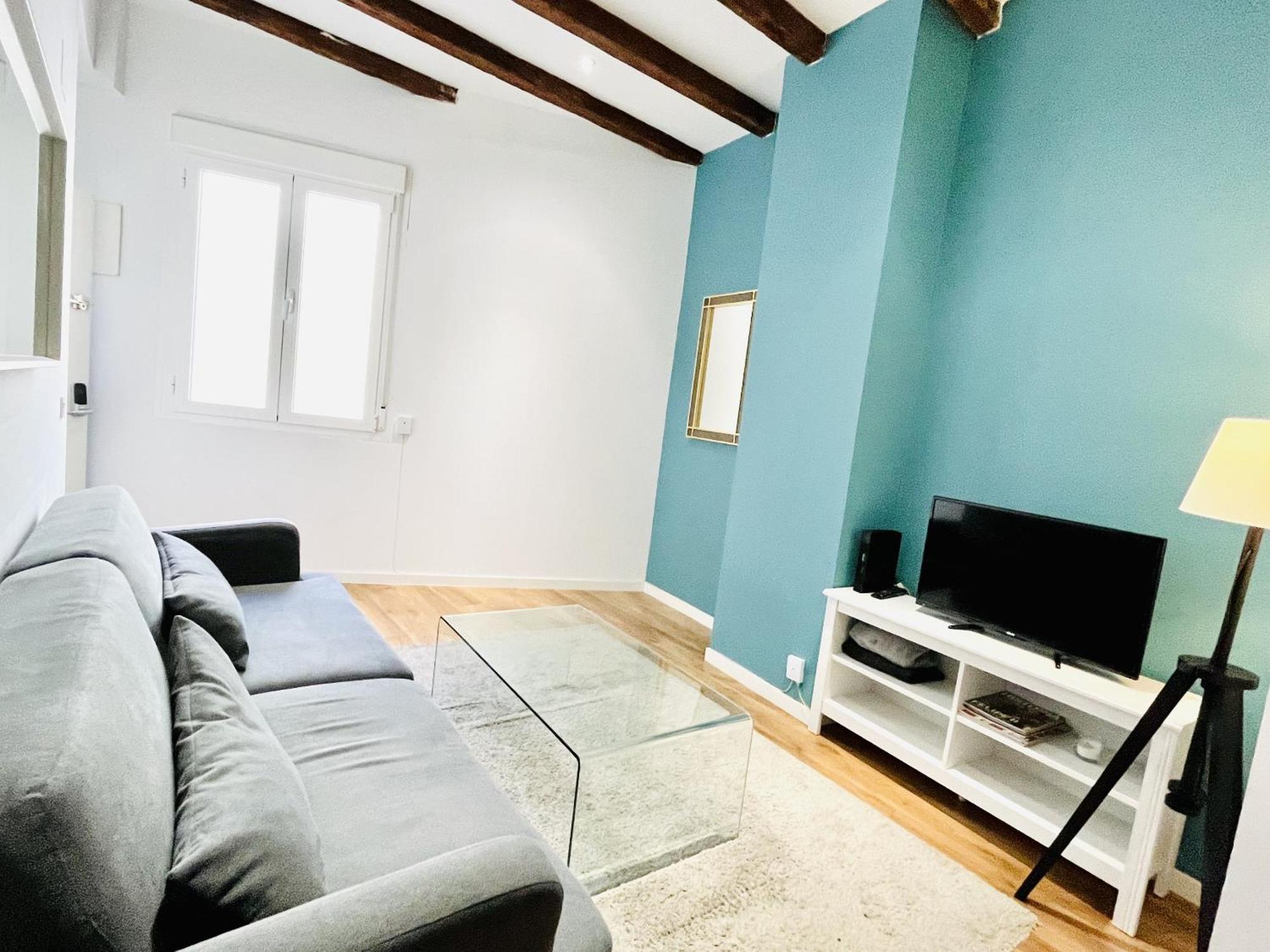 Dplace To Be - Amazing Apartments In Historic Center Madrid Luaran gambar